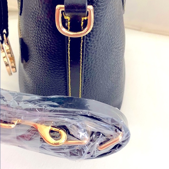 NWT - Dooney & Bourke Black Leather Tote with 24K Gold Plated Removable Jewelry - Picture 4 of 7